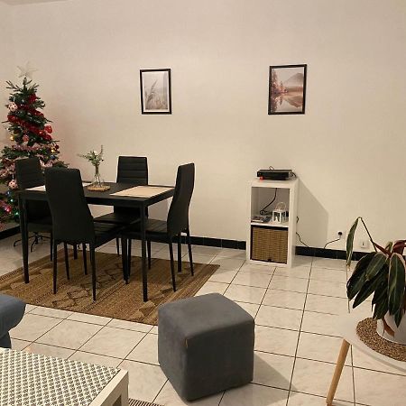 Appartement Cosy Pres De La Gare Avec Parking Saint-Pierre-des-Corps Bagian luar foto